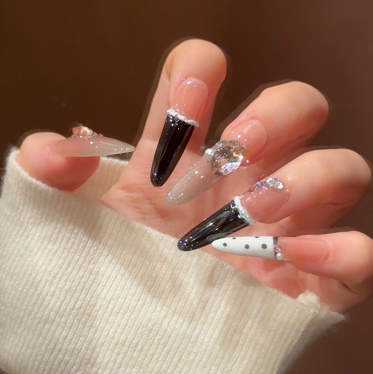 MP-N093 Nude Base Silver Press On Nails MadeInPanda Nude Black French Tip Press On Nails | Large Crystal