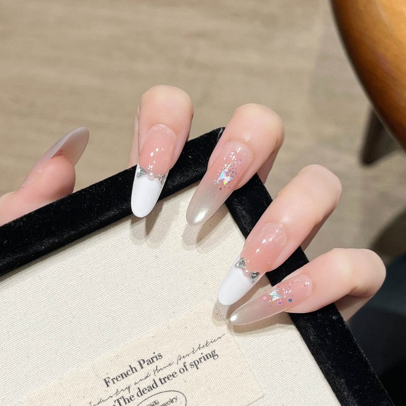 MadeInPanda Nude White French Tip Press On Nails - premium press on nails