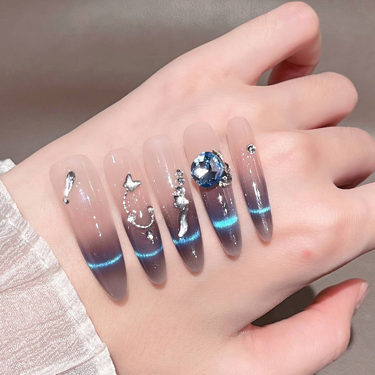 MP-N068-Nude-Blue-Gradient-Press-On-Nails-4.jpg MadeInPanda Nude Blue Gradient Stiletto Press On Nails - premium press on nails