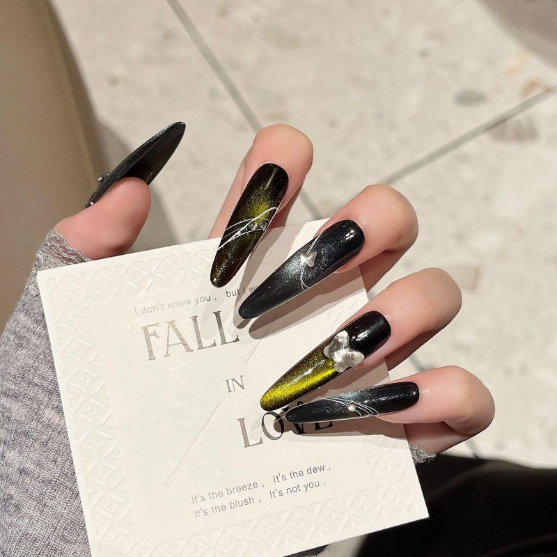 MadeInPanda Black Green Gradient Glitter Press On Nails - premium press on nails