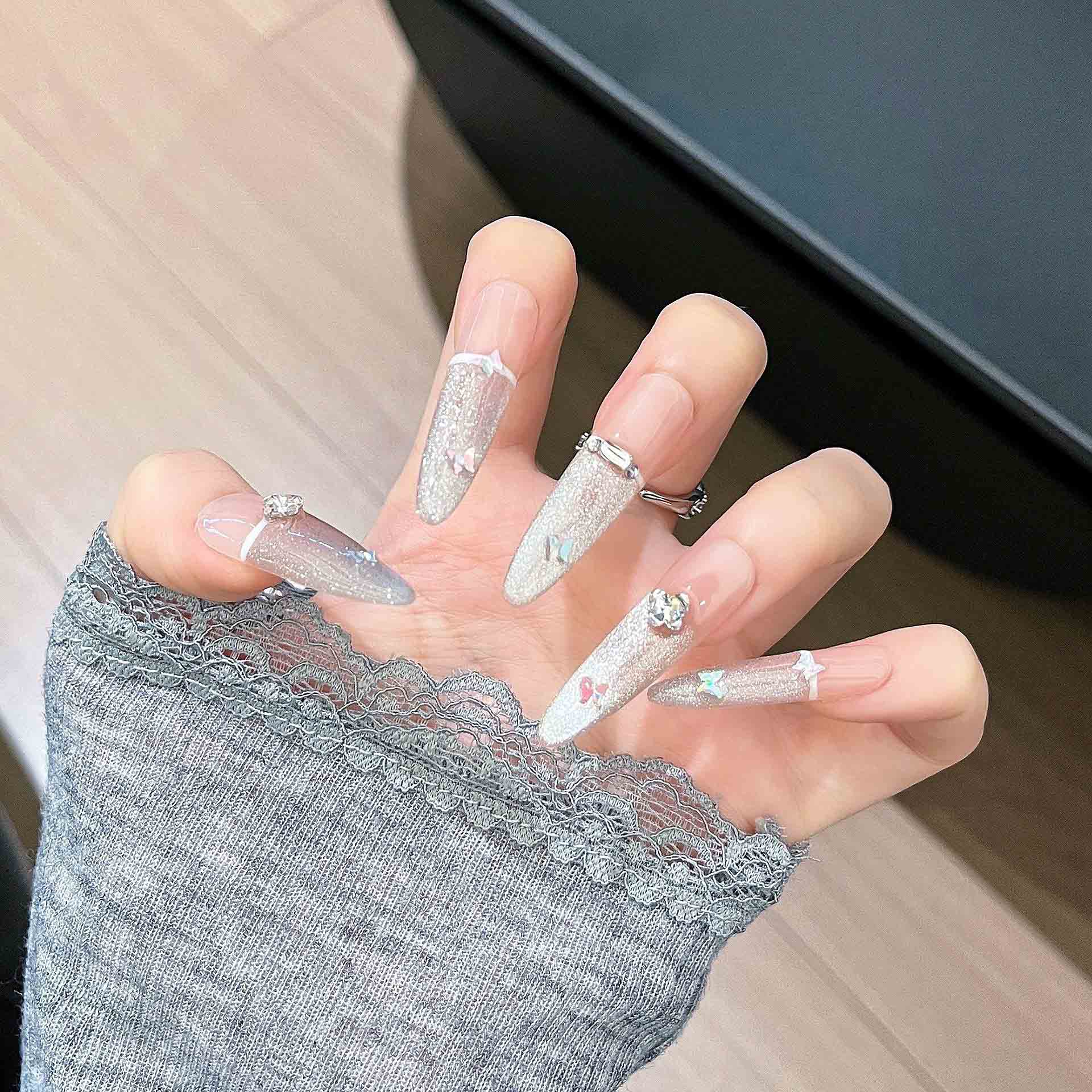 MP-N081-Nude-Base-Silver-Rhinestone-Press-On-Nails-5.jpg MadeInPanda Nude Silver Lace Rhinestone Press On Nails - premium press on nails