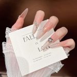 MadeInPanda Nude Pink Glitter Press On Nails - premium press on nails