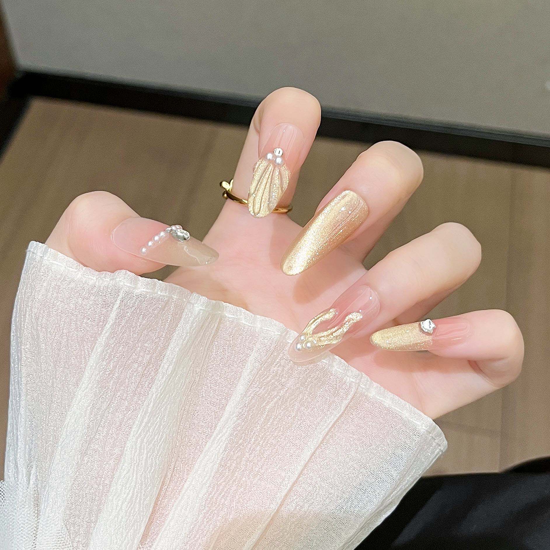 MP-N096-Nude-Base-Gold-Press-On-Nails-4.jpg MadeInPanda Nude Base Gold Silk Press On Nails - premium press on nails
