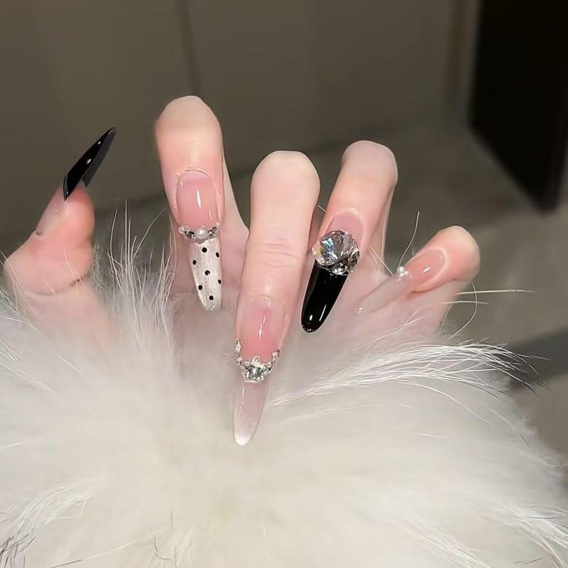 MadeInPanda Nude Black French Tip Press On Nails - premium press on nails