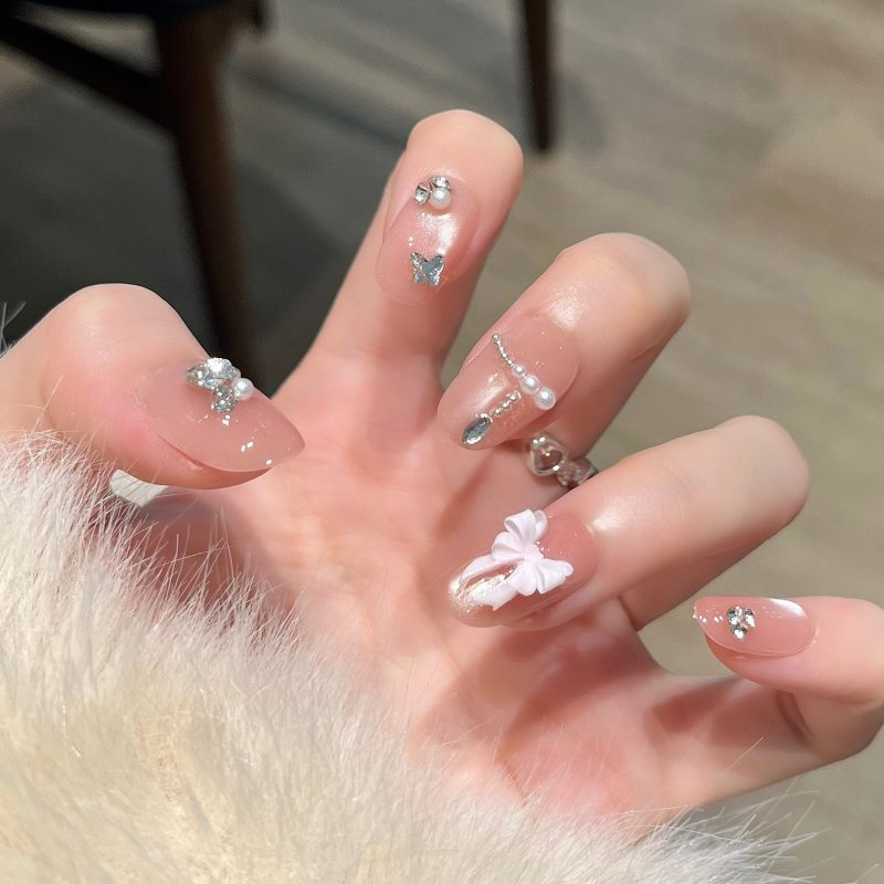 MadeInPanda Nude Pink Short Almond Press On Nails - premium press on nails