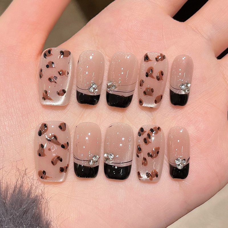 MadeInPanda Nude Leopard Print & Black French Tip Press On Nails - premium press on nails