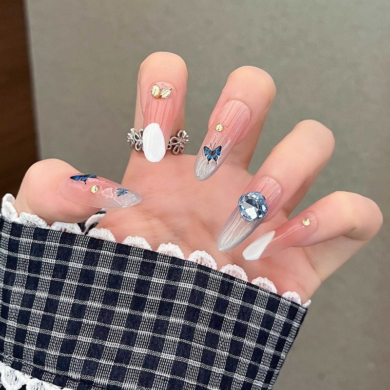 MadeInPanda Nude Pink French Tip Press On Nails - premium press on nails