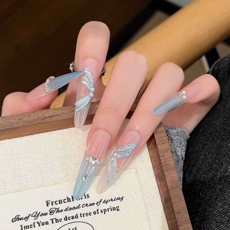 MadeInPanda Nude to Light Blue Gradient Press On Nails - premium press on nails