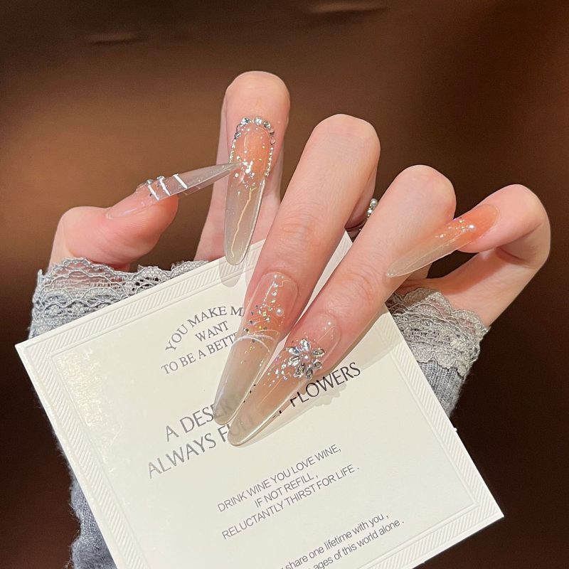 MadeInPanda Nude to Peach Ombre Long Press On Nails with Silver Chains - premium press on nails