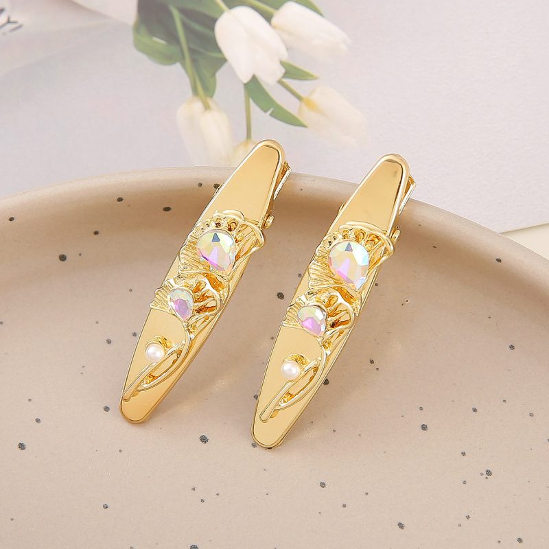 Beige Oil Drop Flower Hair Clip - MadeInPanda