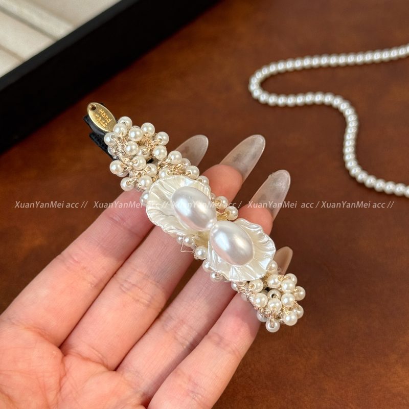 Gold Diamond Hollow Hair Clip - MadeInPanda