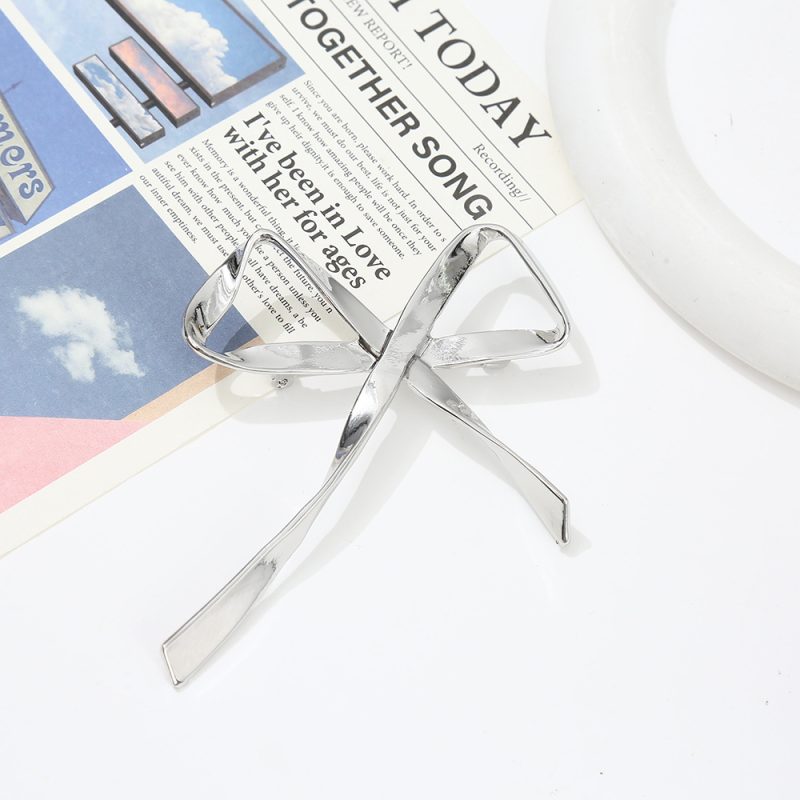 The Fashion Brooch Pin - Brooch #72 - MadeInPanda