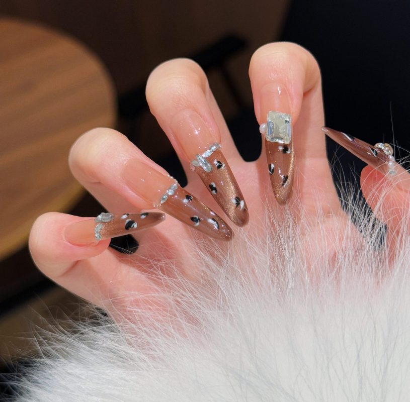 SG632 Daisy Yellow Press-On Nails