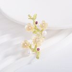 The Fashion Brooch Pin - Brooch #117 - MadeInPanda