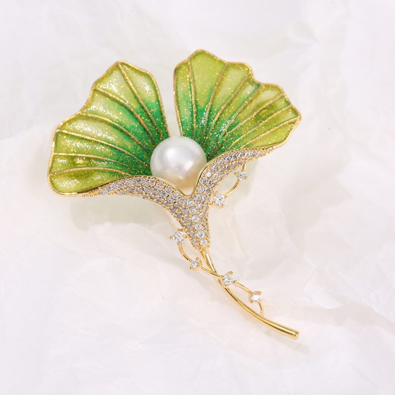 The Fashion Brooch Pin - Brooch #410 - MadeInPanda