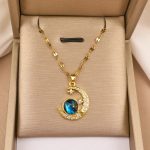 Crescent Moon Star Rhinestone Choker Necklace - Silver