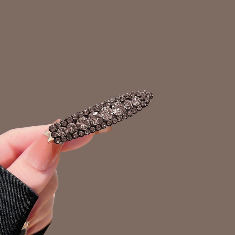 Crystal Cat Eye Carrot Hair Clip - MadeInPanda