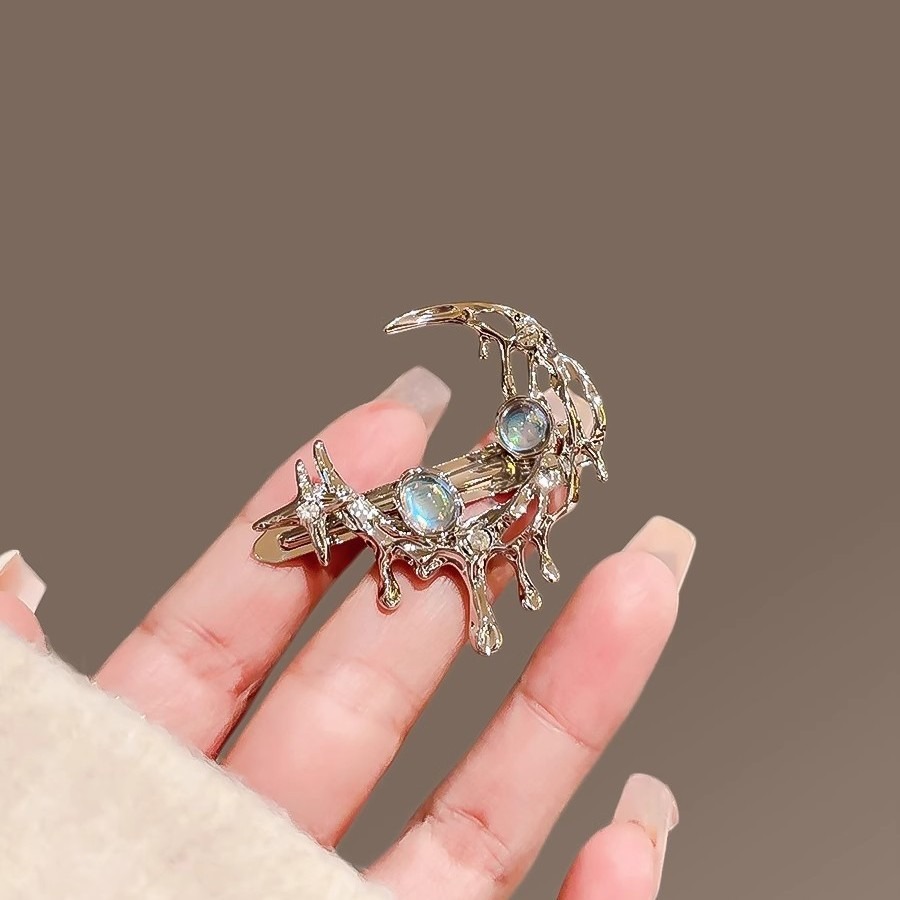 Simple Economy Heart Silver 银色液态月光石