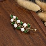The Fashion Brooch Pin - Brooch #300 - MadeInPanda