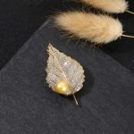 The Fashion Brooch Pin - Brooch #403 - MadeInPanda