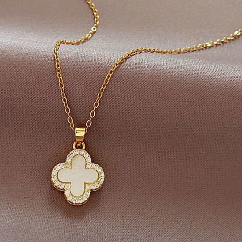 White four-leaf clover pendant necklace with gold chain MadeInPanda