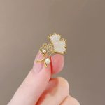 Wheat Spike Brooch 107 - Image 1 - MadeInPanda