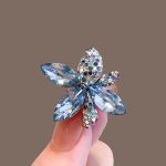 The Fashion Brooch Pin - Brooch #427 - MadeInPanda