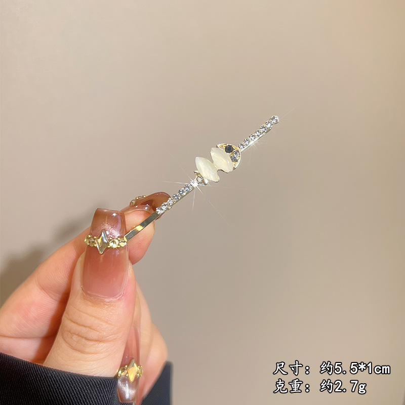 Gold Full Diamond Heart Hair Clip 59 - MadeInPanda