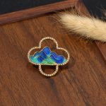 The Fashion Brooch Pin - Brooch #415 - MadeInPanda