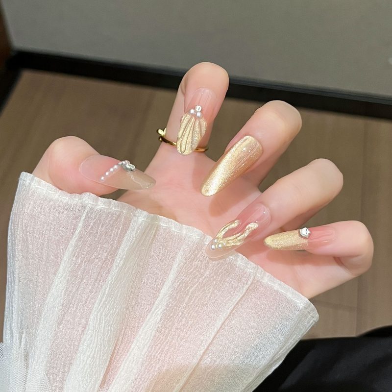 SG582 Black Cat Eye Press-On Nails (With Toolkit) - MadeInPanda
