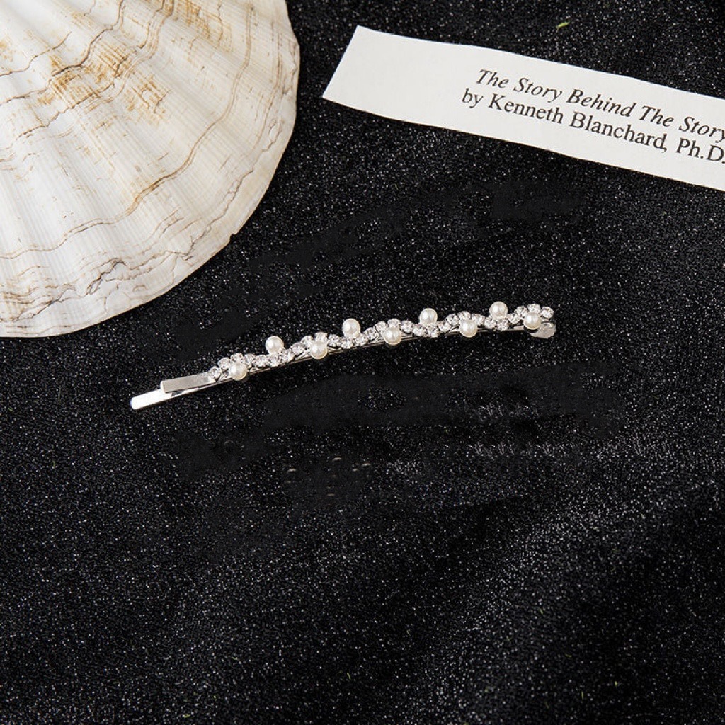 Wave Rhinestone Hair Crocodile Clip 波浪珍珠银色一字夹#126
