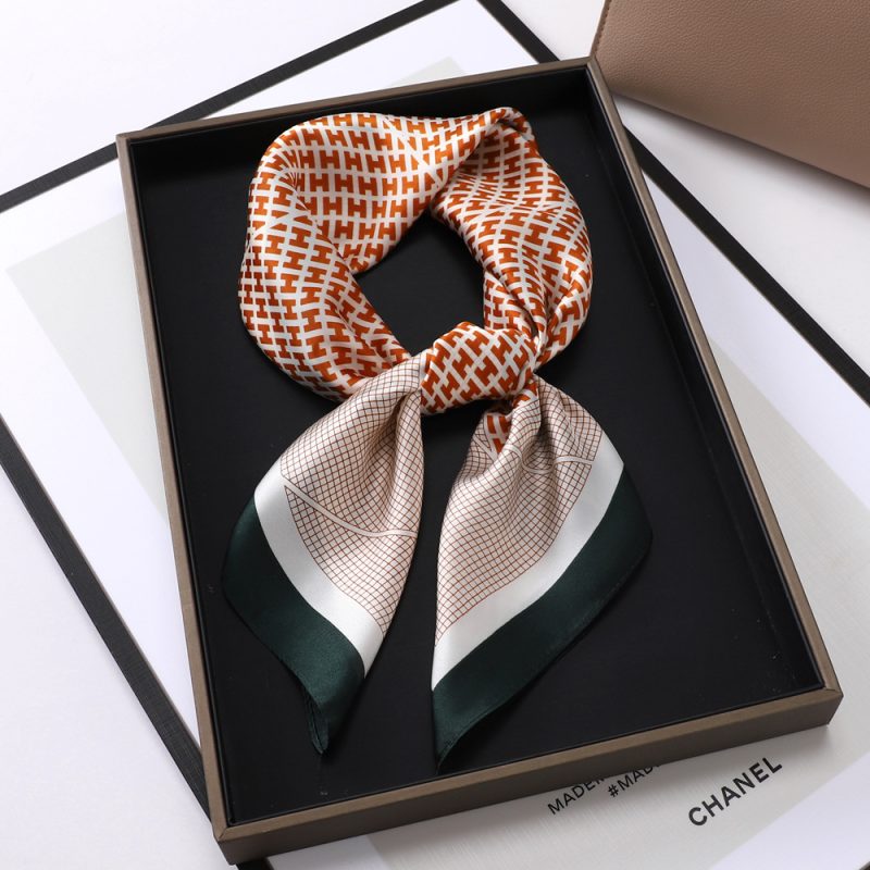 AISu 咖色H Silk Square Scarf - 70cm Chiffon Printed Pattern - Summer Fashion Bandana Neck Scarf - 1 Piece - MadeInPanda