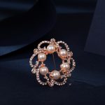 Sparkle Pearl Brooch MadeInPanda