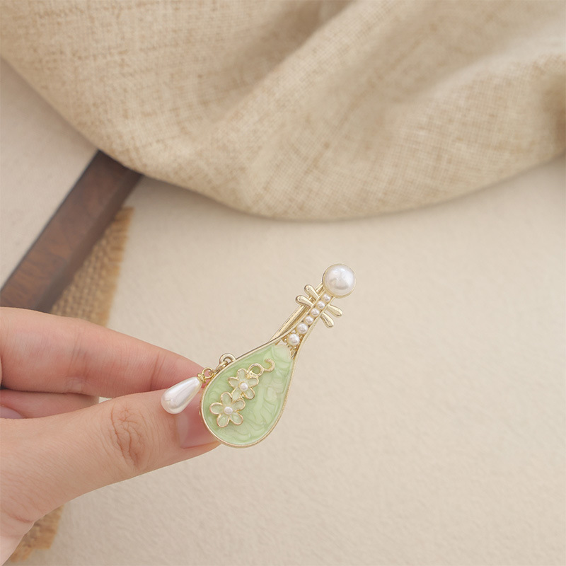 Round Drop Wave Silver Hair Clip 104 - MadeInPanda