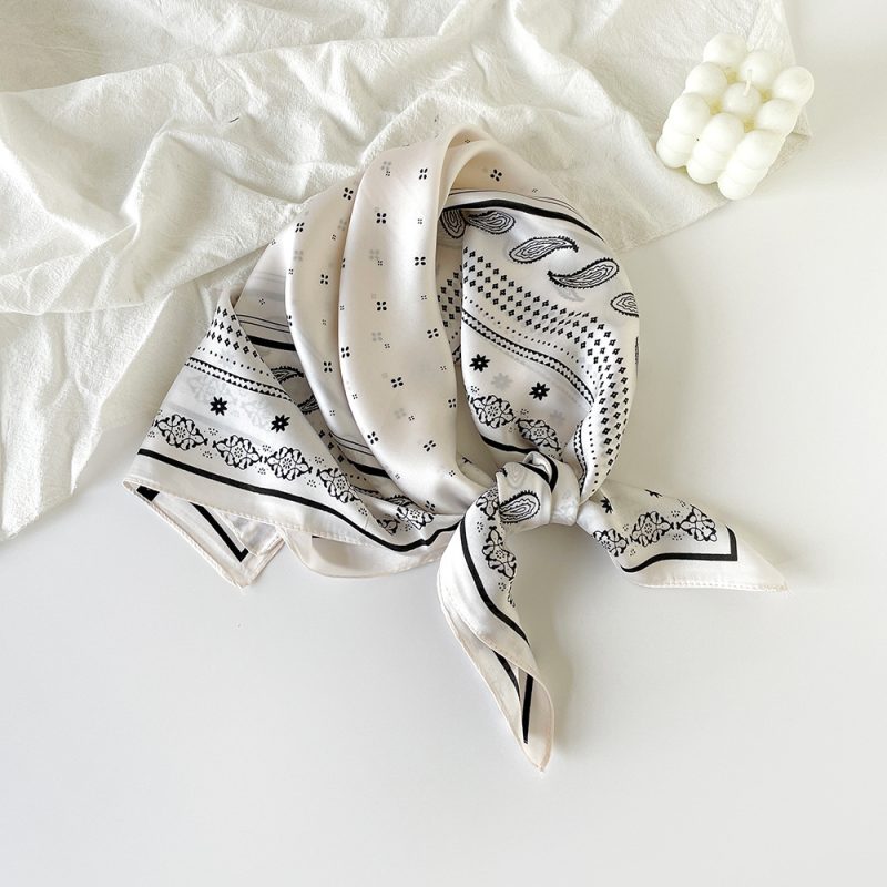AISu 白色 Silk Square Scarf - 70cm Chiffon Printed Pattern - Summer Fashion Bandana Neck Scarf - 1 Piece - MadeInPanda
