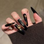 SG599 White Cat Eye Press-On Nails (With Toolkit) - MadeInPanda