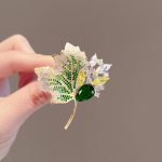 The Fashion Brooch Pin - Brooch #316 - MadeInPanda