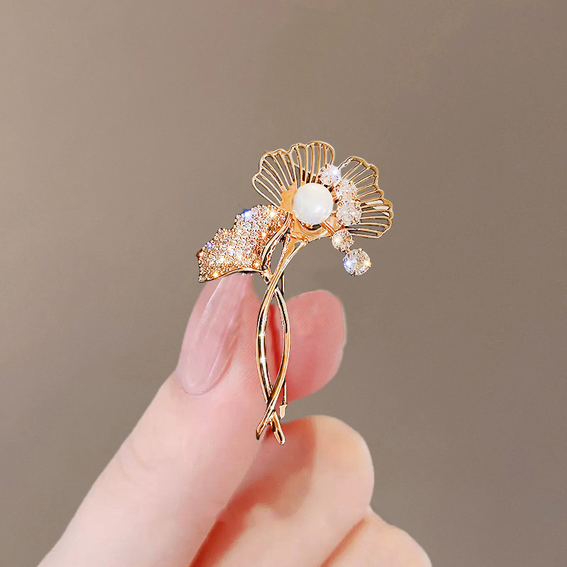 Pearl Ginkgo Leaf Brooch MadeInPanda