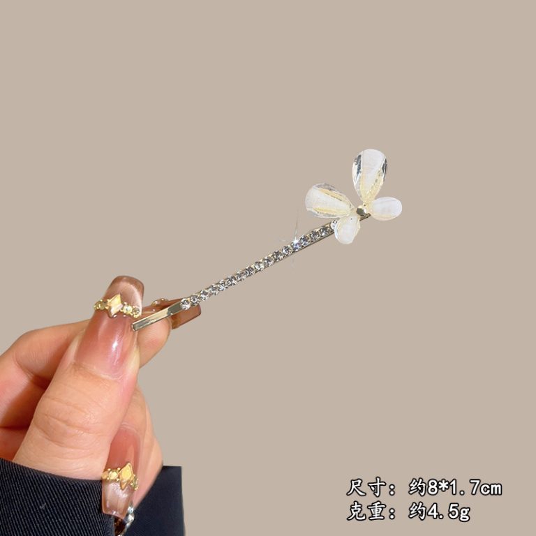 Crystal Flower Hair Clip - MadeInPanda