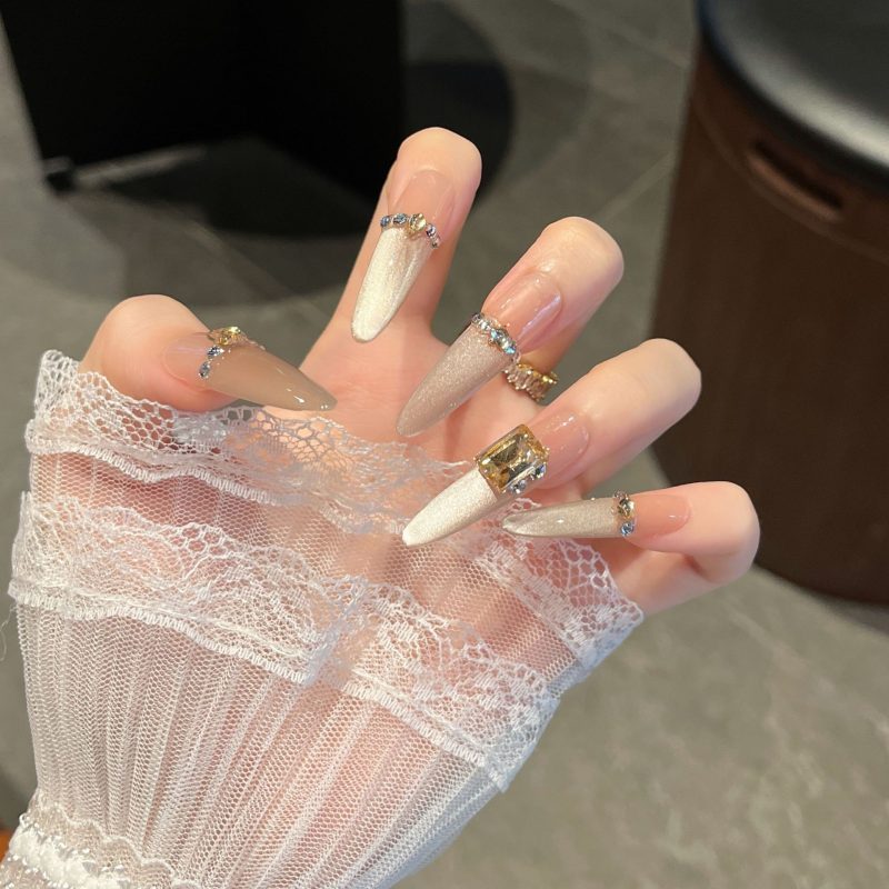 SG567 Mint Green Press-On Nails (With Toolkit) - MadeInPanda