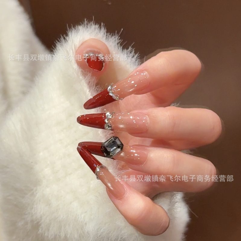 SG604 Rainbow Glitter Press-On Nails (With Toolkit) - MadeInPanda