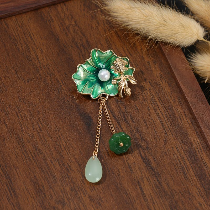The Fashion Brooch Pin - Brooch #416 - MadeInPanda