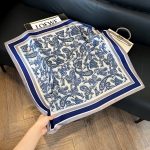 AISu 蓝色 Silk Square Scarf - 70cm Chiffon Printed Pattern - Summer Fashion Bandana Neck Scarf - 1 Piece - MadeInPanda