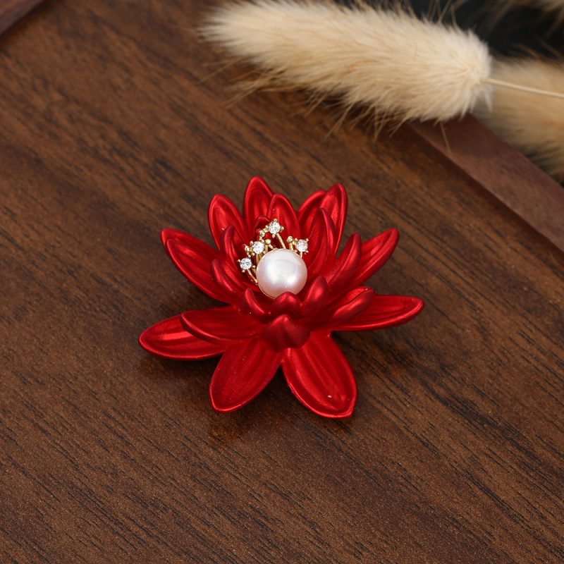 The Fashion Brooch Pin - Brooch #318 - MadeInPanda