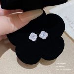 Sparkle Zircon Crystal Stud Earring ~ S925 Silver Needle Full Diamond Earrings E0160