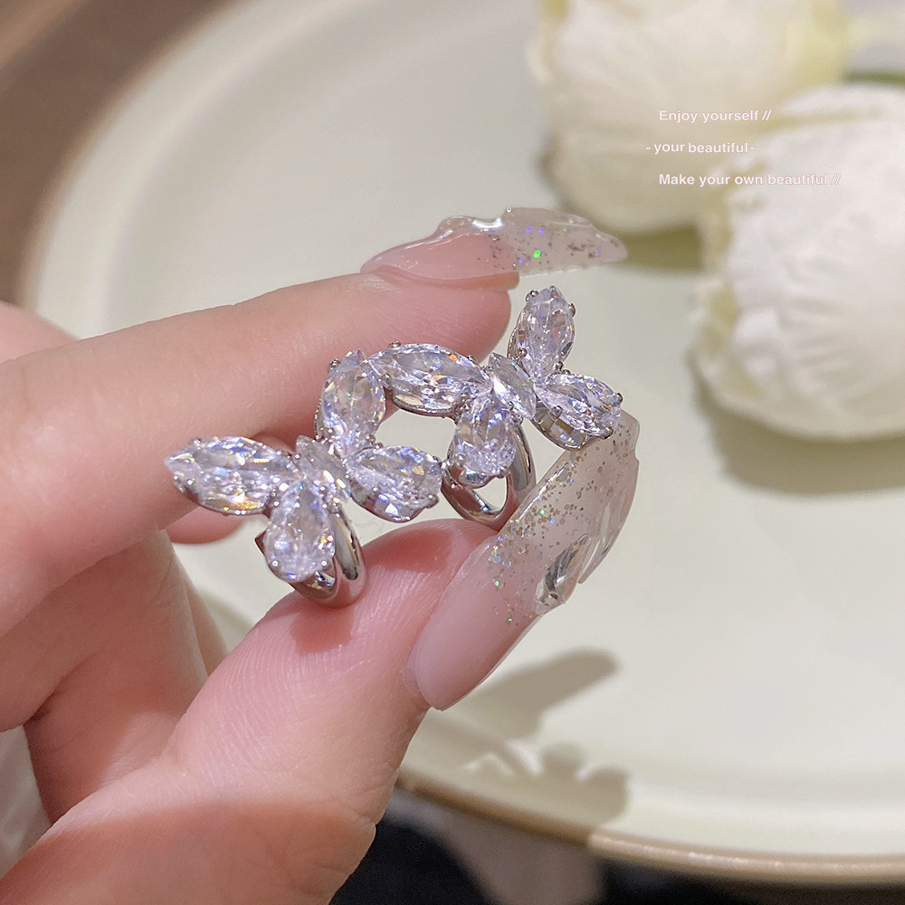 E0326__-3 Silver Tone Zircon Sparkle Stud Earring S925 Silver - 图片 1