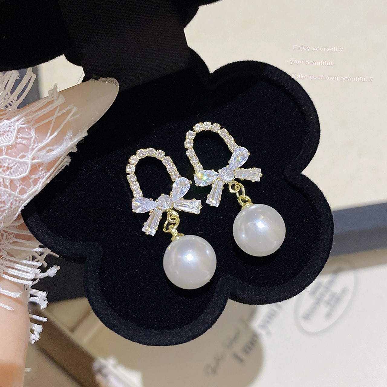 E0369__ Silver Tone Zircon Sparkle Stud Earring S925 Silver - 图片 1