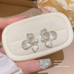 Silver Tone Zircon Sparkle Stud Earring S925 Silver