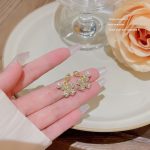 Silver Tone Zircon Sparkle Stud Earring S925 Silver