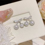 Silver Tone Zircon Sparkle Stud Earring S925 Silver